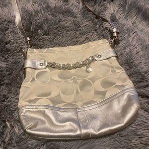 Authentic Coach crossbody